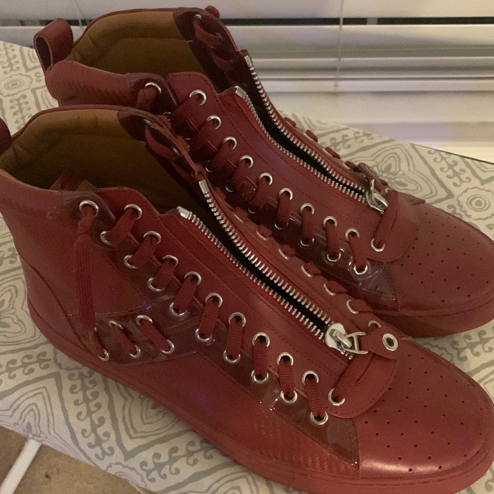 I’m selling slightly use Ballys shoes size 13